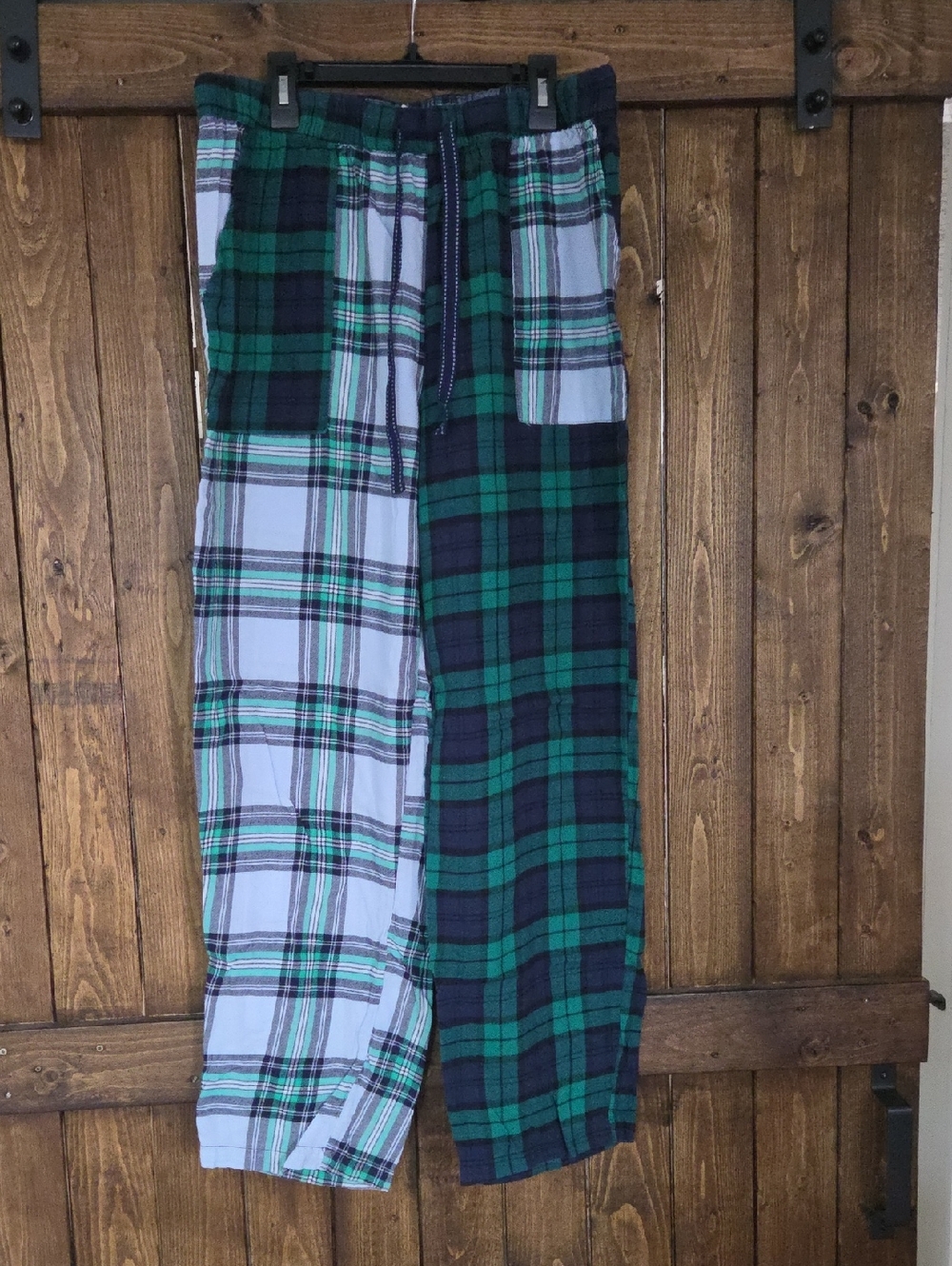 Cozy Plaid Split-Panel Pajama Pants - Green & Light Blue